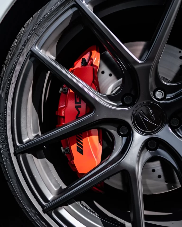 Best Diamond Wheel Refurbishment Company with Powder Coating: Onyx Alloys in Slough