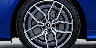 Your Ultimate Destination for Expert Alloy Wheel Restoration, Repair, and Diamond Cutting