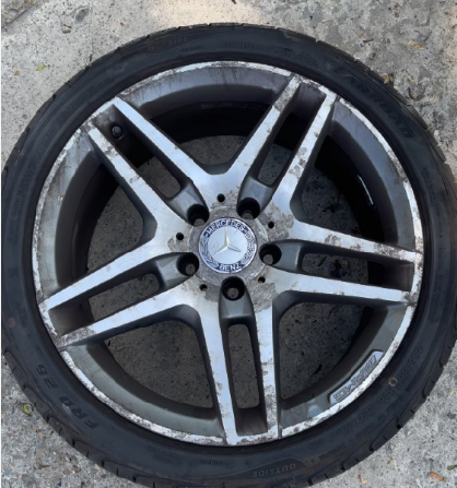Onyx Alloys – Leading Alloy Wheel Restoration and Diamond Cutting in Slough